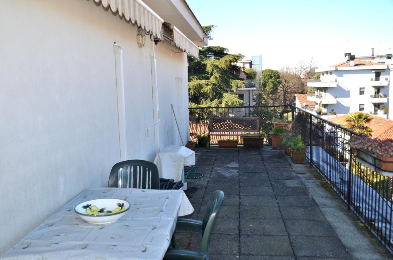 Rismondo Terrace Apartment Mestre Bagian luar foto